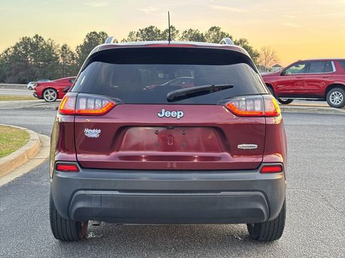 Used 2021 Jeep Cherokee Latitude image 9