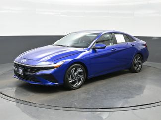 Certified 2025 Hyundai Elantra SEL video 2
