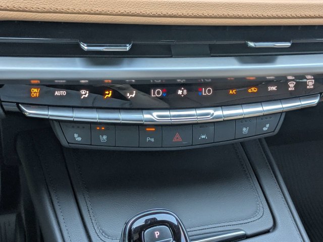 Used 2024 Cadillac XT4 Sport AWD/4WD image 23