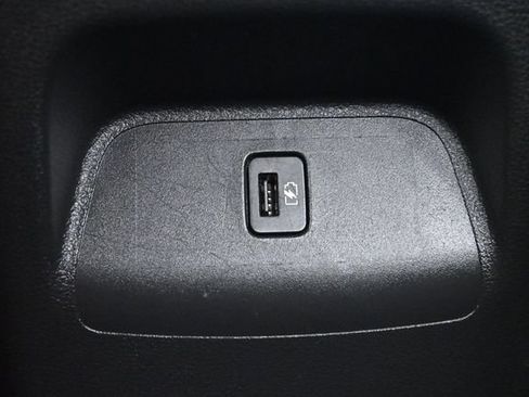 Used 2024 Nissan Sentra SV FWD image 10