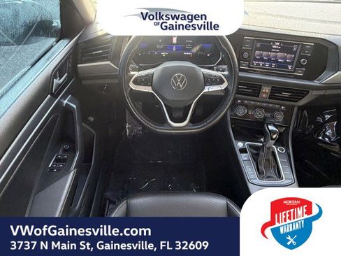 Certified 2024 Volkswagen Jetta SE image 14