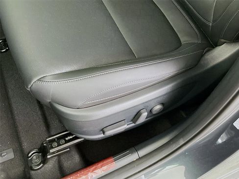 Used 2024 Kia Seltos EX image 19