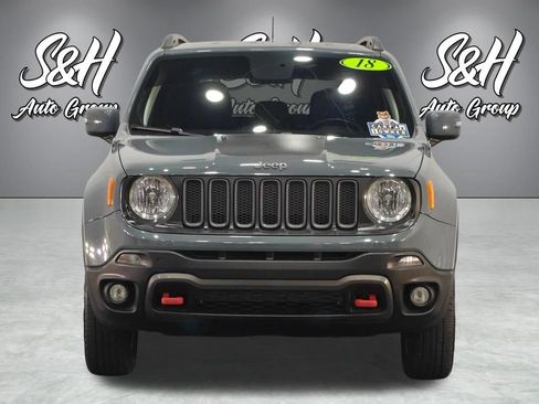 Used 2018 Jeep Renegade Trailhawk w/ Cold Weather Group II AWD/4WD image 12