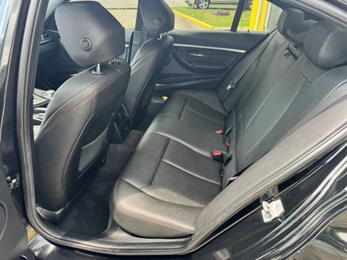 Used 2018 BMW 330i xDrive Sedan w/ Convenience Package AWD/4WD image 19