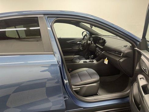 Used 2026 Buick Envista Preferred w/ Convenience I Package FWD image 19