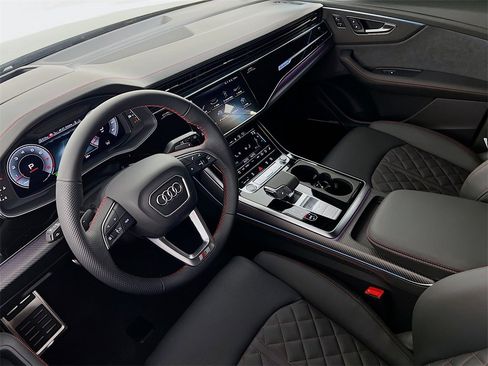 New 2026 Audi Q8 Prestige image 9