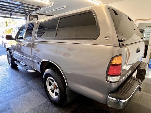 Used 2000 Toyota Tundra SR5 image 8