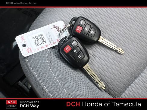 Used 2014 Toyota Corolla LE image 15