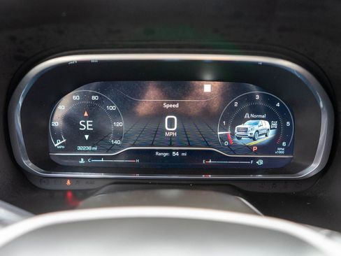 Used 2023 GMC Yukon XL AT4 w/ AT4 Premium Plus Package image 25