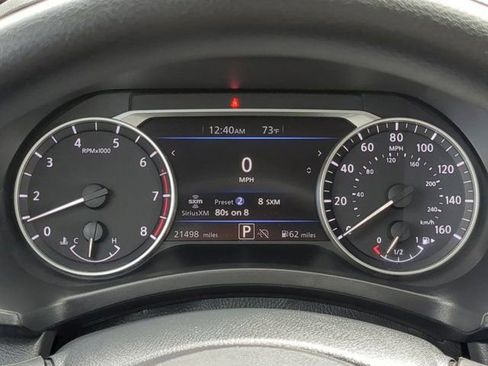 Used 2025 Nissan Sentra SV FWD image 23