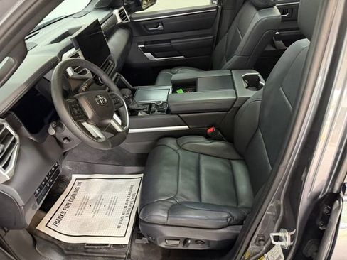 Used 2025 Toyota Tundra Platinum w/ TRD Off-Road Package AWD/4WD image 13