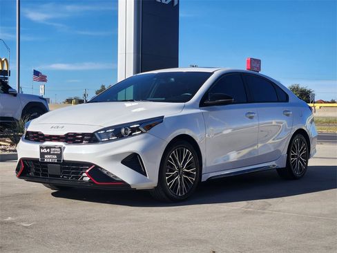 Certified 2022 Kia Forte GT-Line w/ GT-Line Premium Package image 3