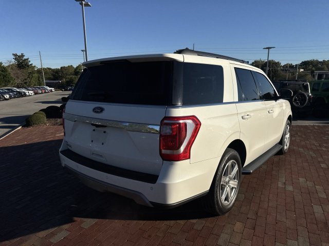 Used 2020 Ford Expedition XLT w/ Equipment Group 202A RWD image 15