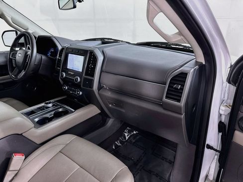 Used 2020 Ford Expedition XLT w/ Equipment Group 202A RWD image 37