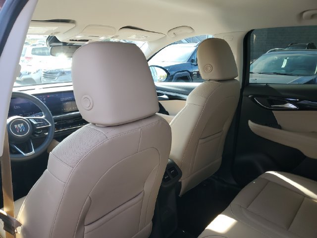 Certified 2025 Buick Envision Preferred AWD/4WD image 11