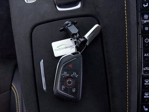 Used 2020 Chevrolet Corvette Stingray Premium Cpe w/ 3LT Preferred Equipment Group image 47