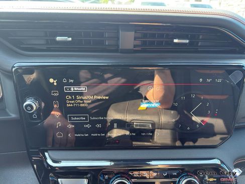 Used 2024 GMC Sierra 1500 AT4 w/ Technology Package image 18