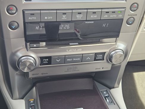 Used 2019 Lexus GX 460 Luxury image 19