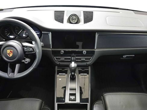 Used 2022 Porsche Macan GTS image 18