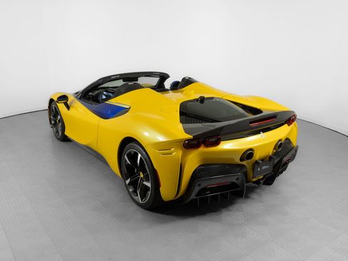 Certified 2023 Ferrari SF90 Spider image 7