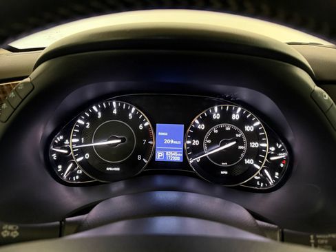 Used 2017 Nissan Armada SL w/ Technology Package RWD image 16