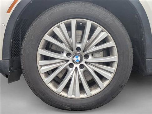 Used 2014 BMW X5 xDrive50i image 9