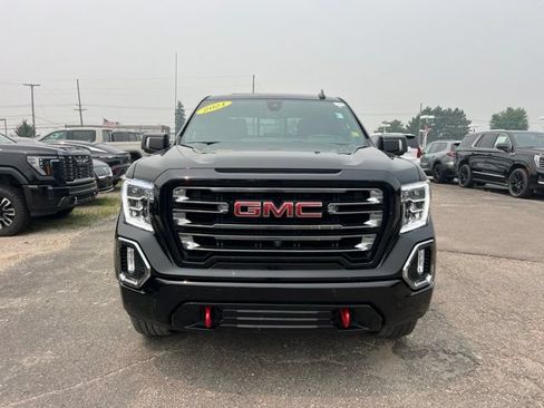 Used 2021 GMC Sierra 1500 AT4 w/ AT4 Value Package AWD/4WD image 2