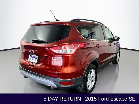 Used 2015 Ford Escape SE w/ Equipment Group 201A AWD/4WD image 8