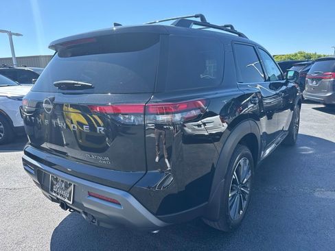 New 2026 Nissan Pathfinder Platinum AWD/4WD image 5