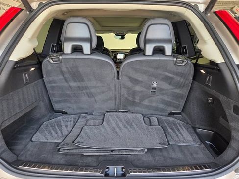 Certified 2023 Volvo XC90 B6 Plus AWD/4WD image 22