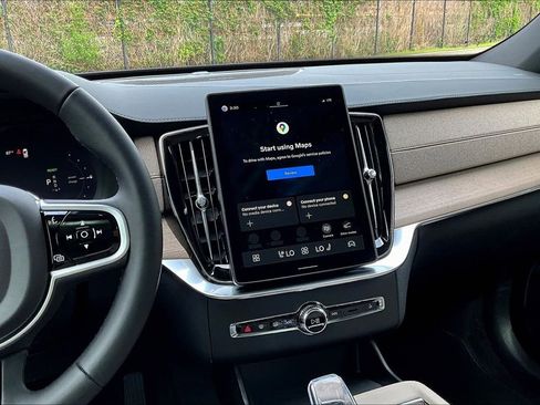 New 2026 Volvo XC90 T8 Plus w/ Protection Package Premier AWD/4WD image 28