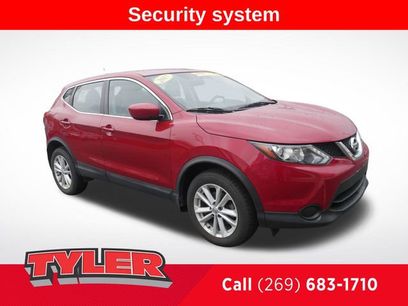 Used 2017 Nissan Rogue Sport S w/ S Appearance Package