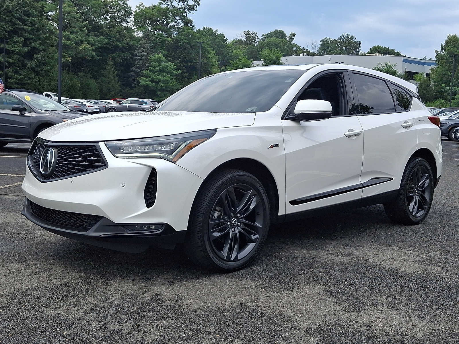 Certified 2023 Acura RDX w/ Advance Package AWD/4WD image 3