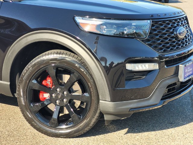 Certified 2023 Ford Explorer ST w/ Equipment Group 401A AWD/4WD image 6