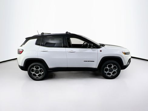 Used 2022 Jeep Compass Trailhawk w/ Trailhawk Elite Group AWD/4WD image 5