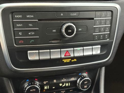 Used 2018 Mercedes-Benz GLA 250 image 23