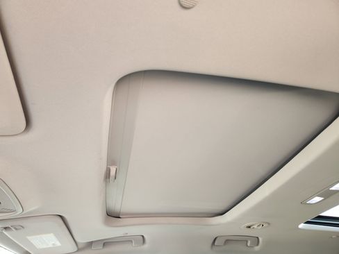 Used 2019 Chevrolet Traverse Premier w/ Redline Edition image 38