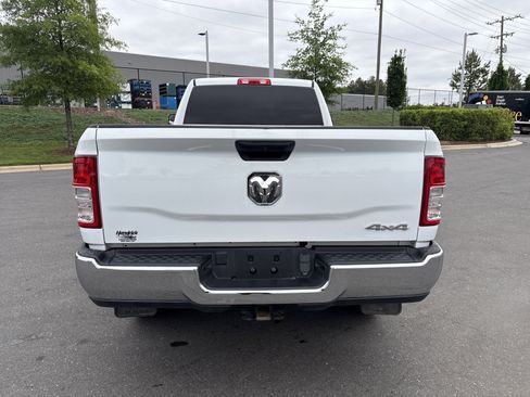Certified 2022 RAM 2500 Tradesman w/ Chrome Appearance Group AWD/4WD image 8