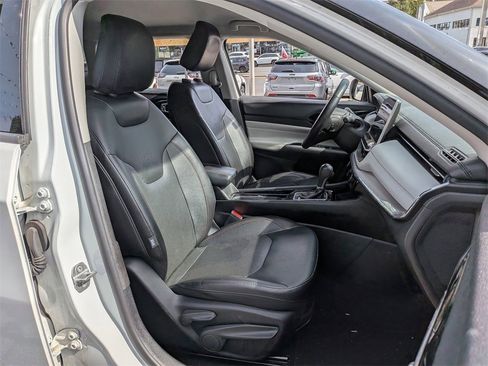 Used 2022 Jeep Compass Limited image 24