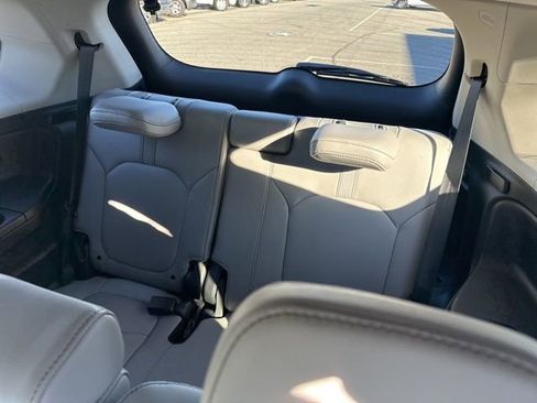 Certified 2025 Honda Pilot EX-L image 27