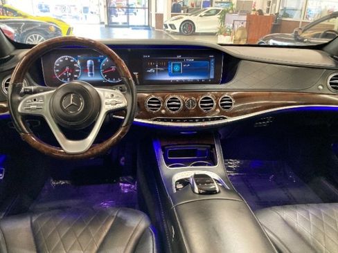 Used 2018 Mercedes-Benz S 560 4MATIC Sedan image 19
