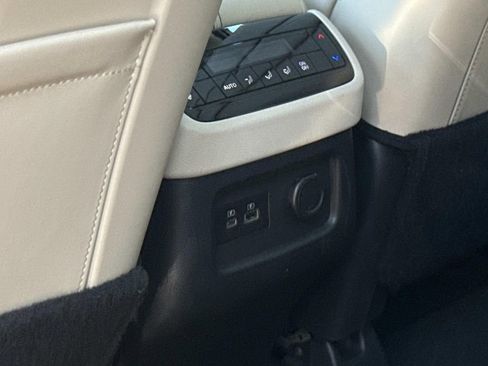 Certified 2022 INFINITI QX60 Luxe w/ Vision Package image 17