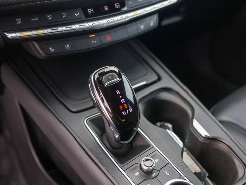 Used 2020 Cadillac XT4 Premium Luxury image 20