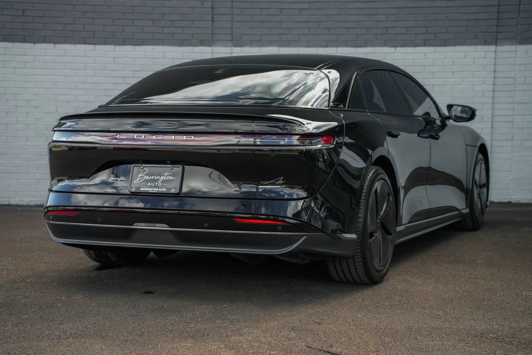 Used 2024 Lucid Air Touring AWD/4WD image 5