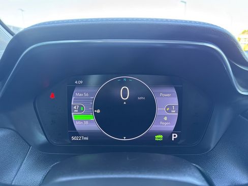 Used 2022 Chevrolet Bolt EUV LT w/ Convenience Package image 31