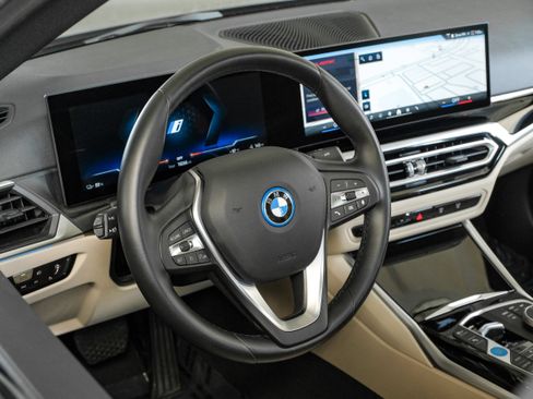 Used 2024 BMW i4 eDrive35 RWD image 15