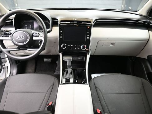 Certified 2022 Hyundai Tucson SE w/ Cargo Package image 17