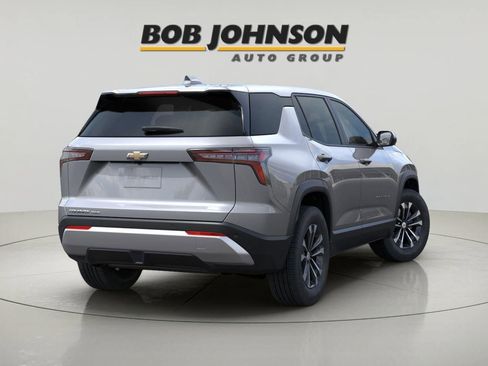 New 2026 Chevrolet Equinox LT image 4