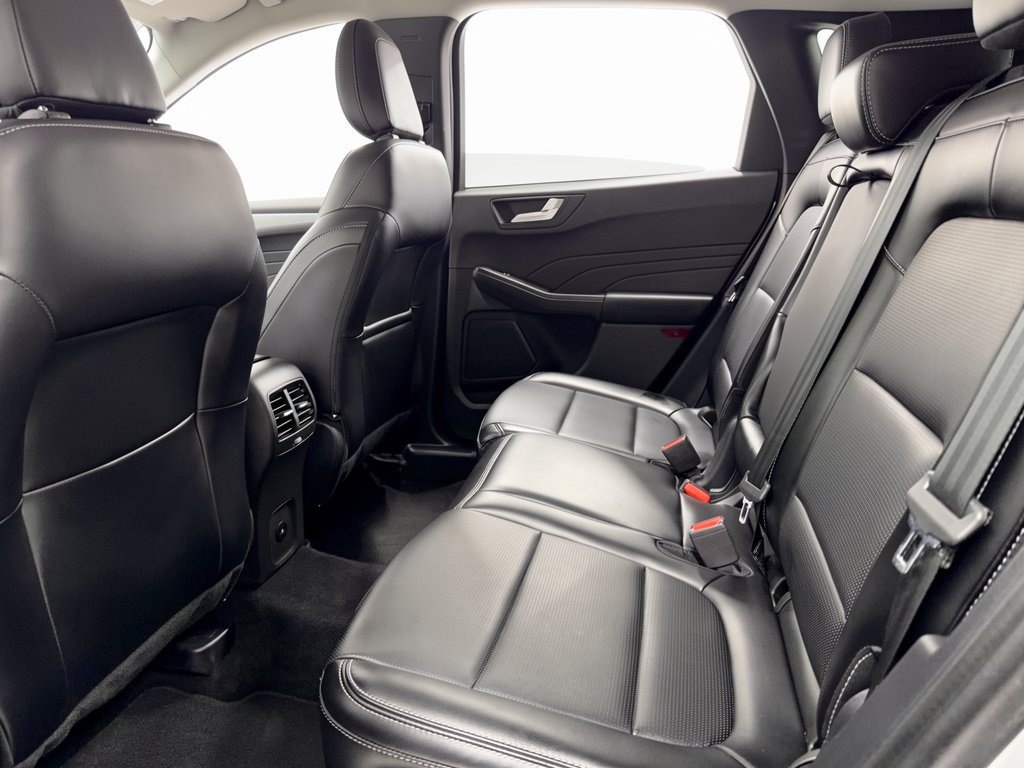 Used 2024 Ford Escape Platinum AWD/4WD image 25