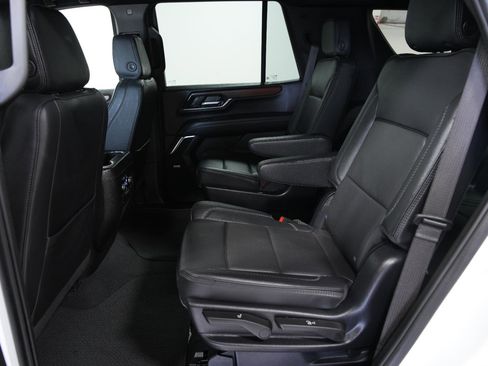 Used 2025 GMC Yukon Denali AWD/4WD image 26